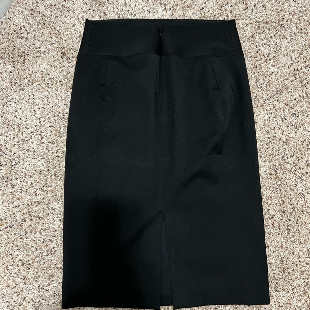 Elegant Black Pencil Skirt